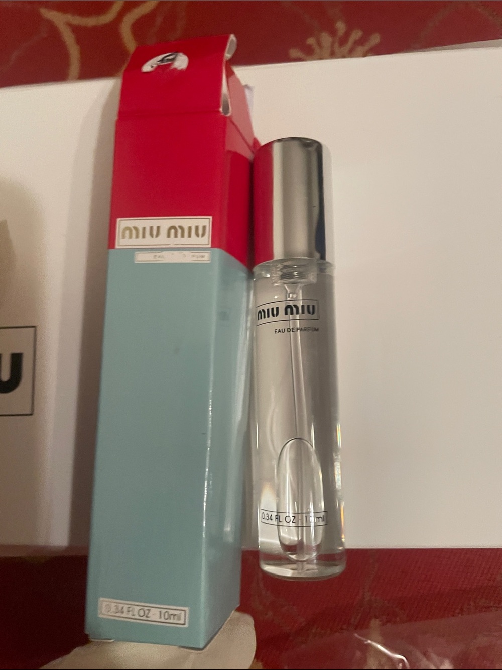 Miu Miu GWP lot plus fragrance - Picture 12 of 17